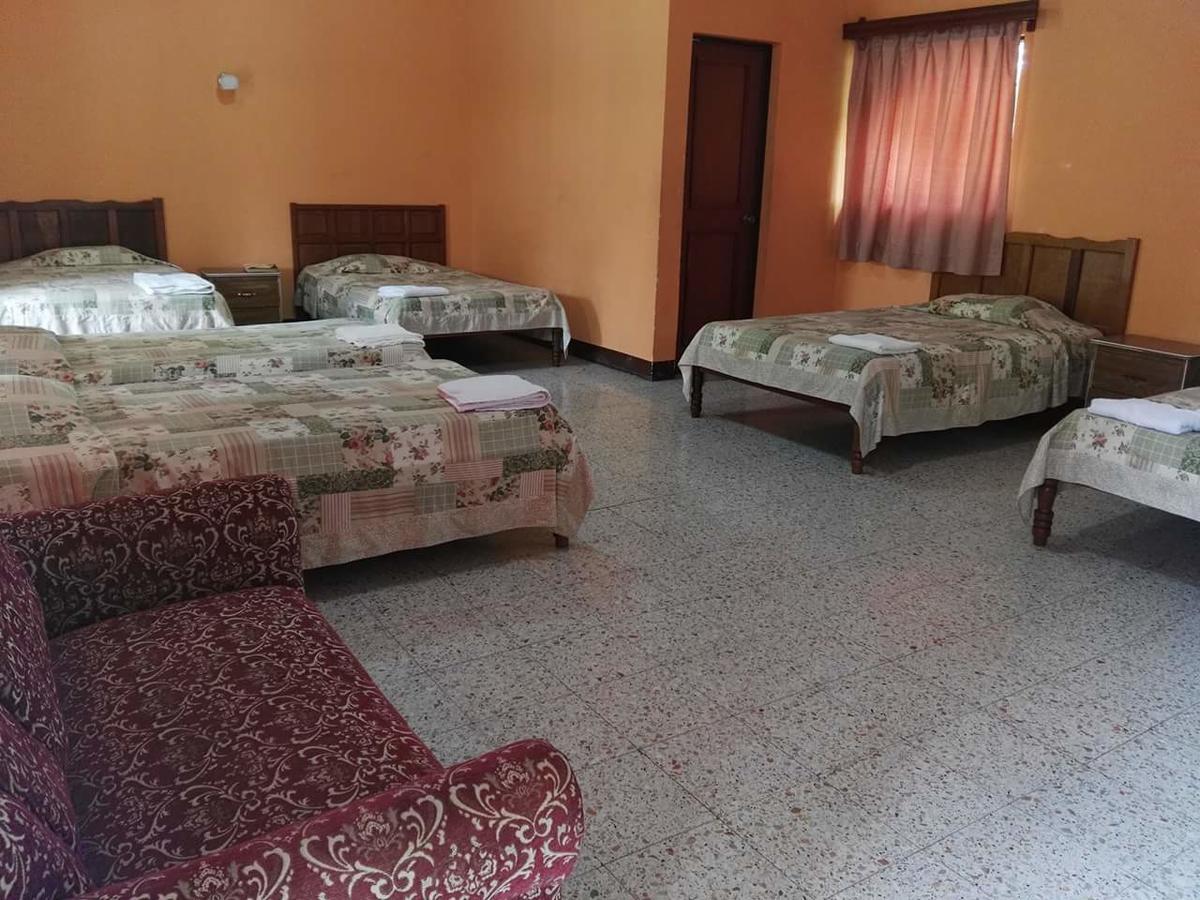 Hotel Santa Cruz Zapaca エクステリア 写真