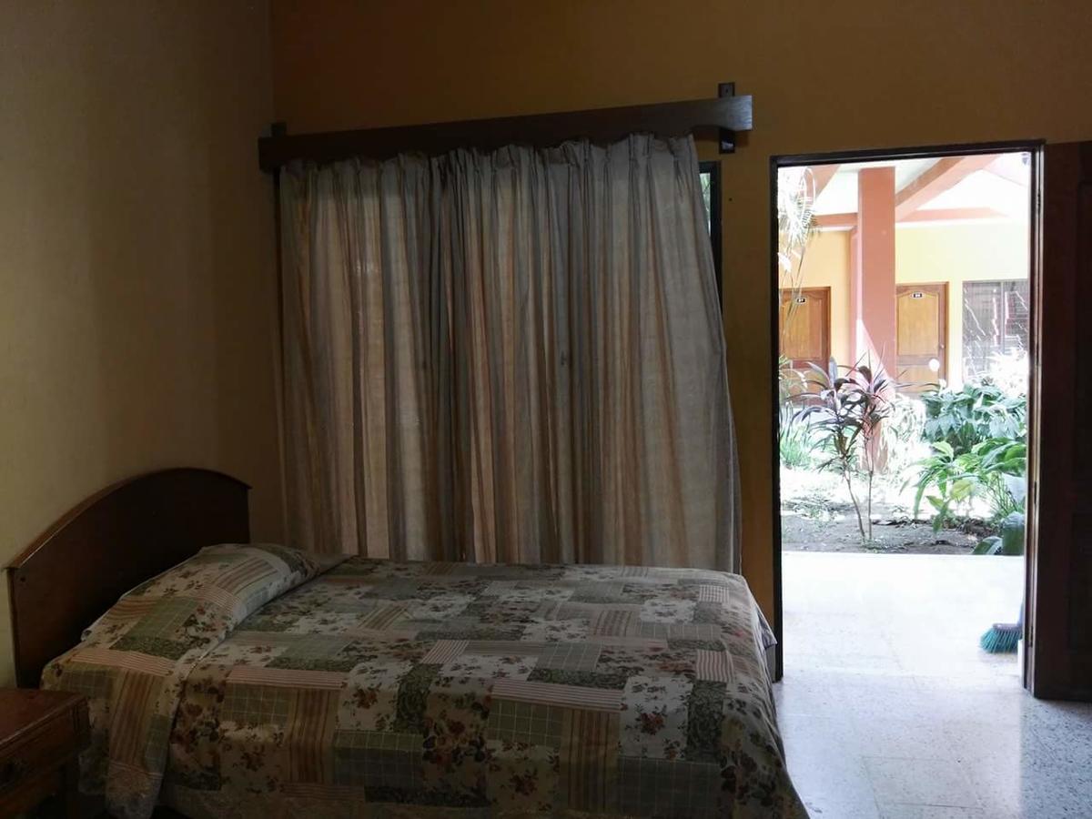 Hotel Santa Cruz Zapaca エクステリア 写真
