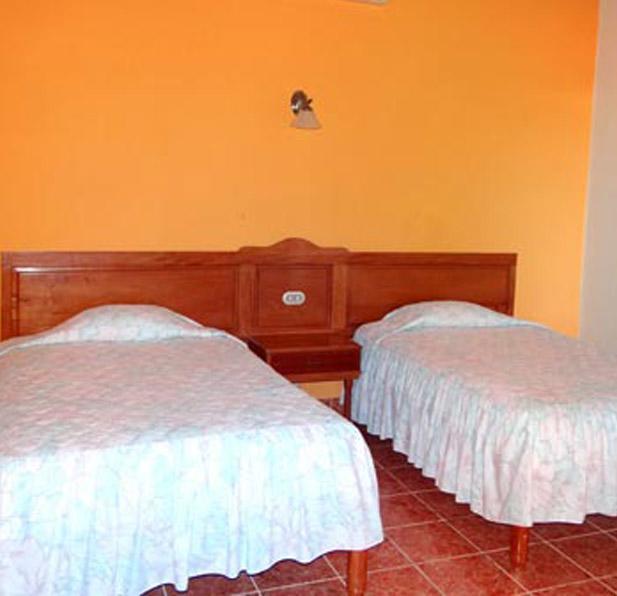Hotel Santa Cruz Zapaca エクステリア 写真